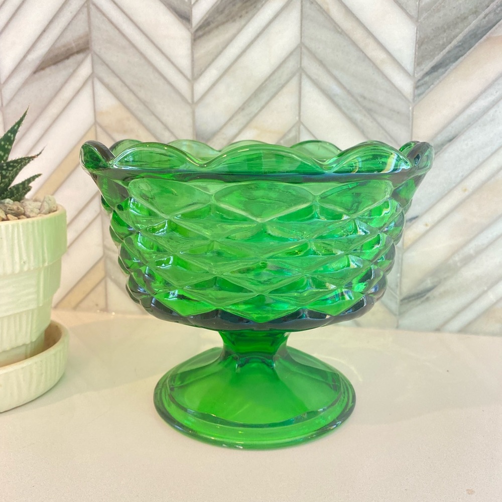 Vtg Indiana Glass Whitehall Emerald Green Glass Candy Dish Diamond Pedestal Bowl